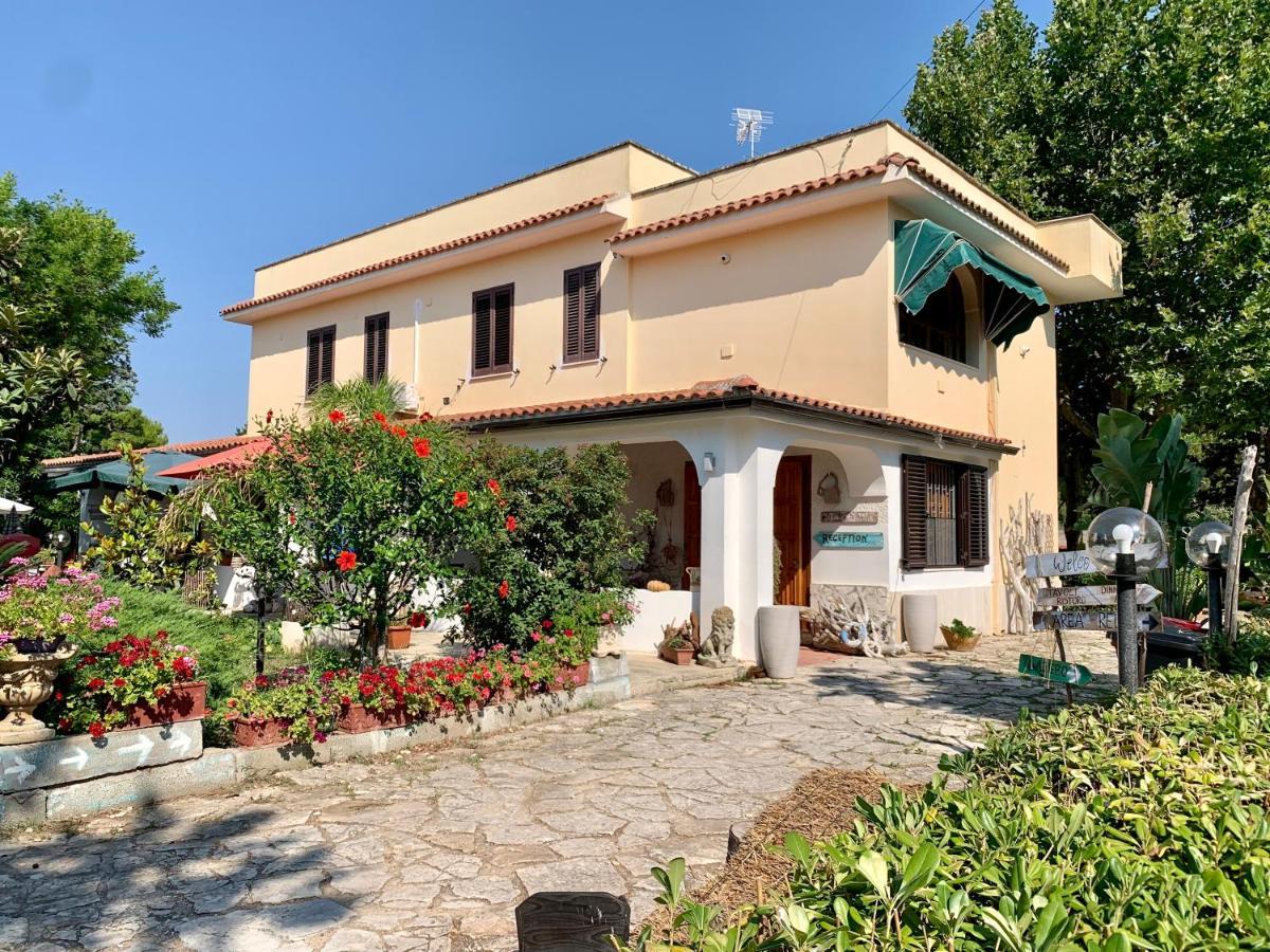 ברינדיזי Villa Anna Guesthouse מראה חיצוני תמונה
